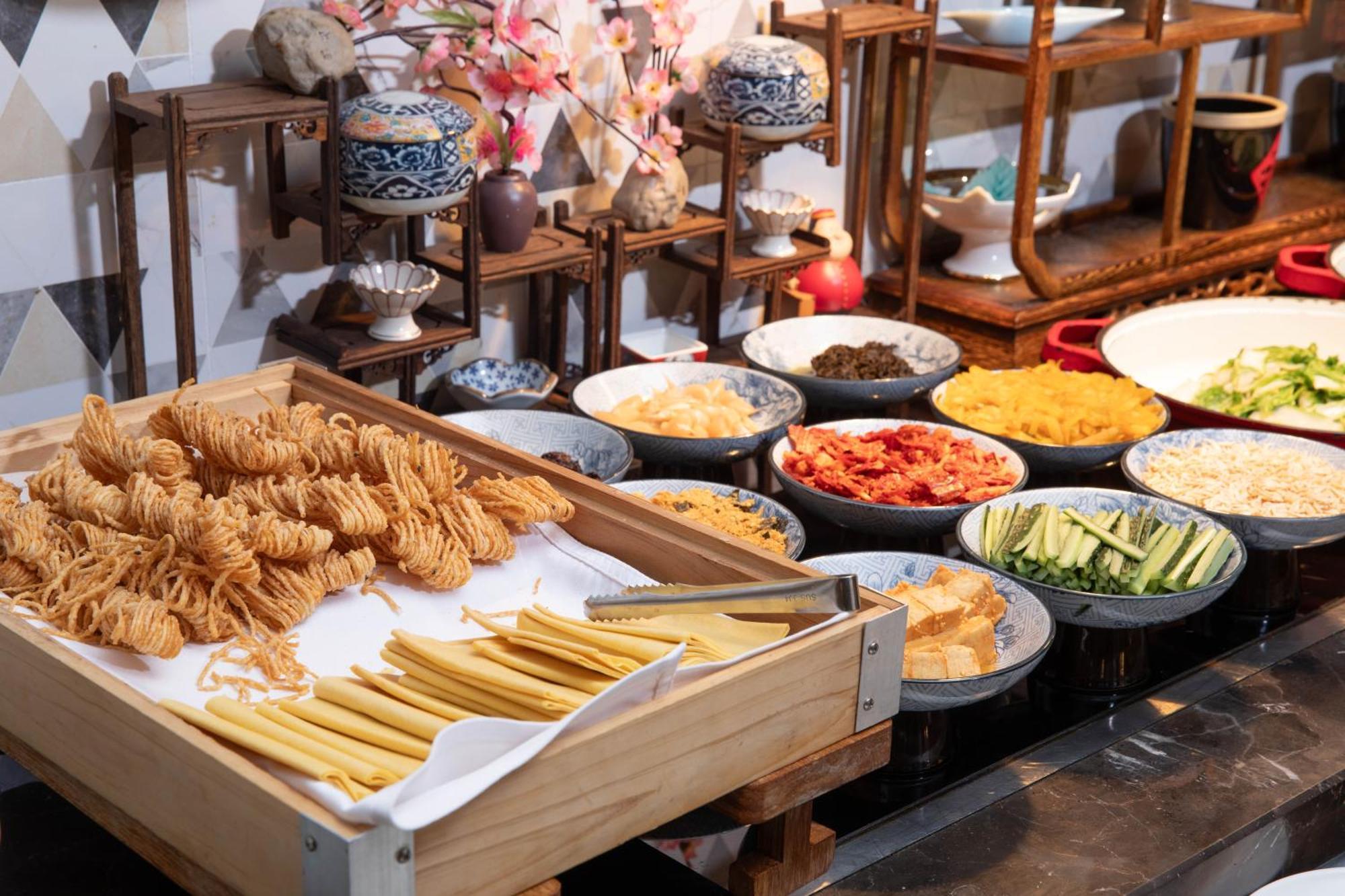 Hilton Garden Inn Zibo Zhangdian Zewnętrze zdjęcie